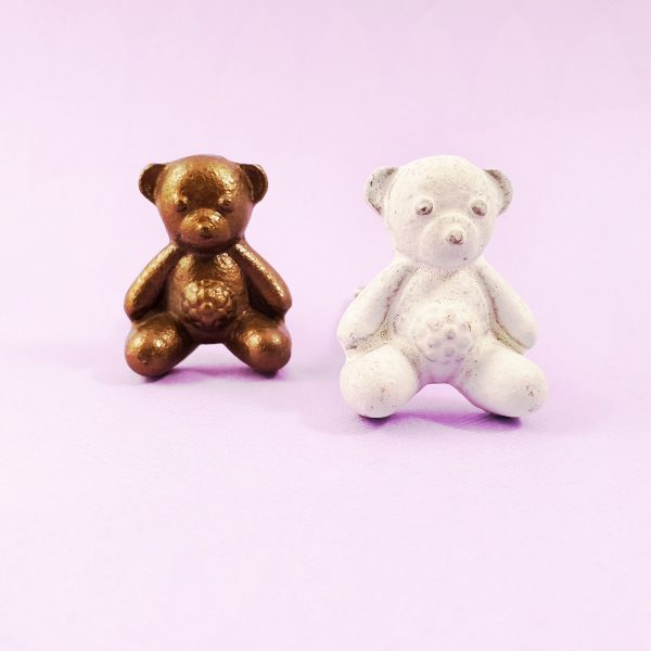 White iron teddy knob 10