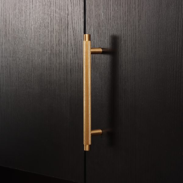 Brushed Brass Handle insitu 2