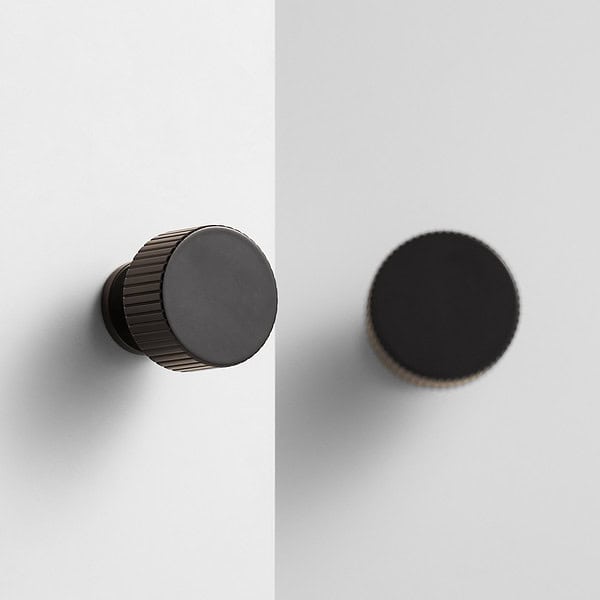 Celle Matte Black Knob 2